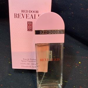 Elizabeth Arden, Red Door Revealed eau de parfum,